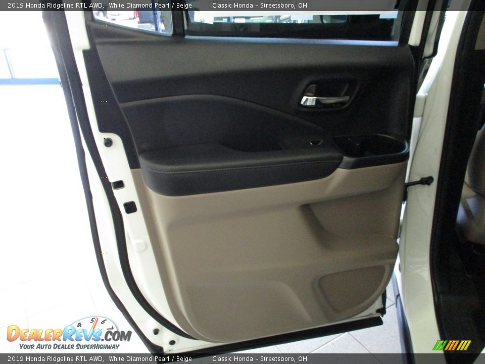 2019 Honda Ridgeline RTL AWD White Diamond Pearl / Beige Photo #25