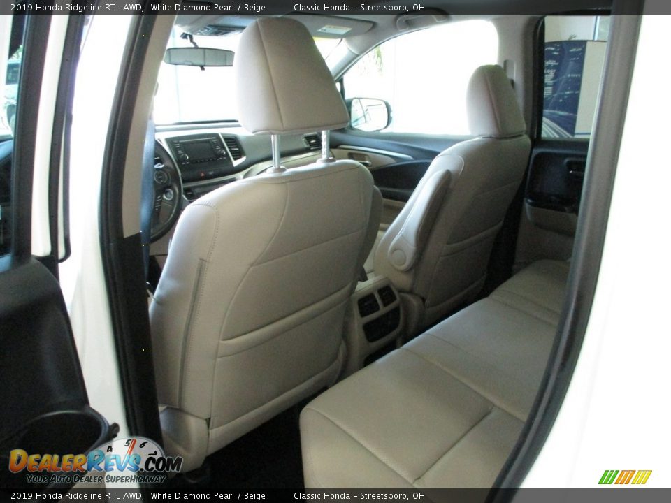 2019 Honda Ridgeline RTL AWD White Diamond Pearl / Beige Photo #26