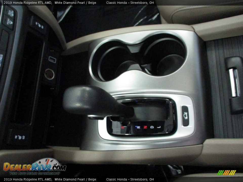 2019 Honda Ridgeline RTL AWD White Diamond Pearl / Beige Photo #36