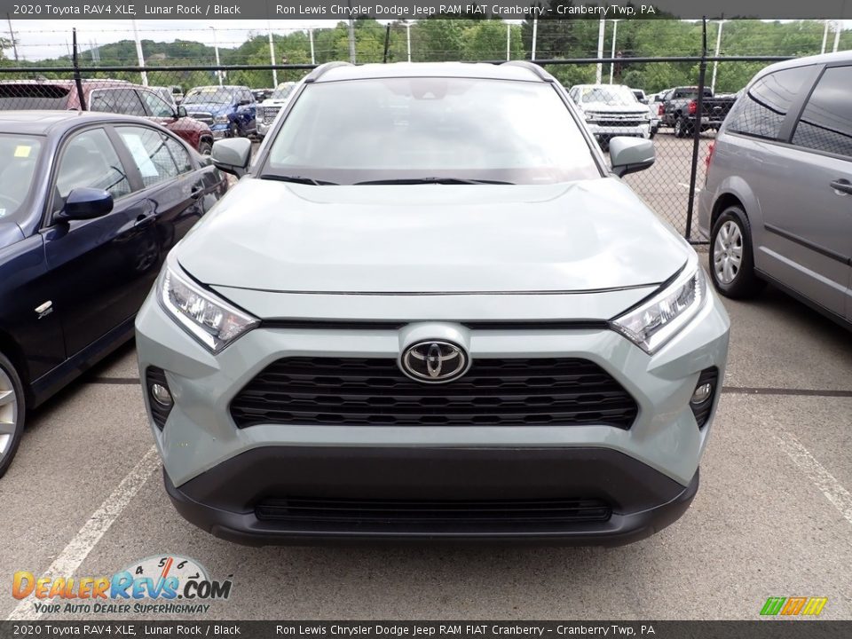 2020 Toyota RAV4 XLE Lunar Rock / Black Photo #2