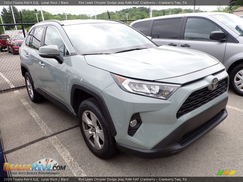 2020 Toyota RAV4 XLE Lunar Rock / Black Photo #3