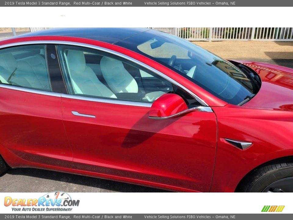 2019 Tesla Model 3 Standard Range Red Multi-Coat / Black and White Photo #4