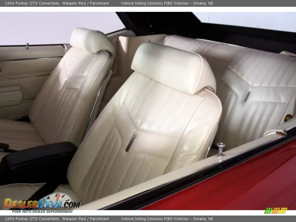 Front Seat of 1969 Pontiac GTO Convertible Photo #2