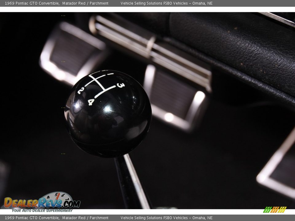 1969 Pontiac GTO Convertible Shifter Photo #30