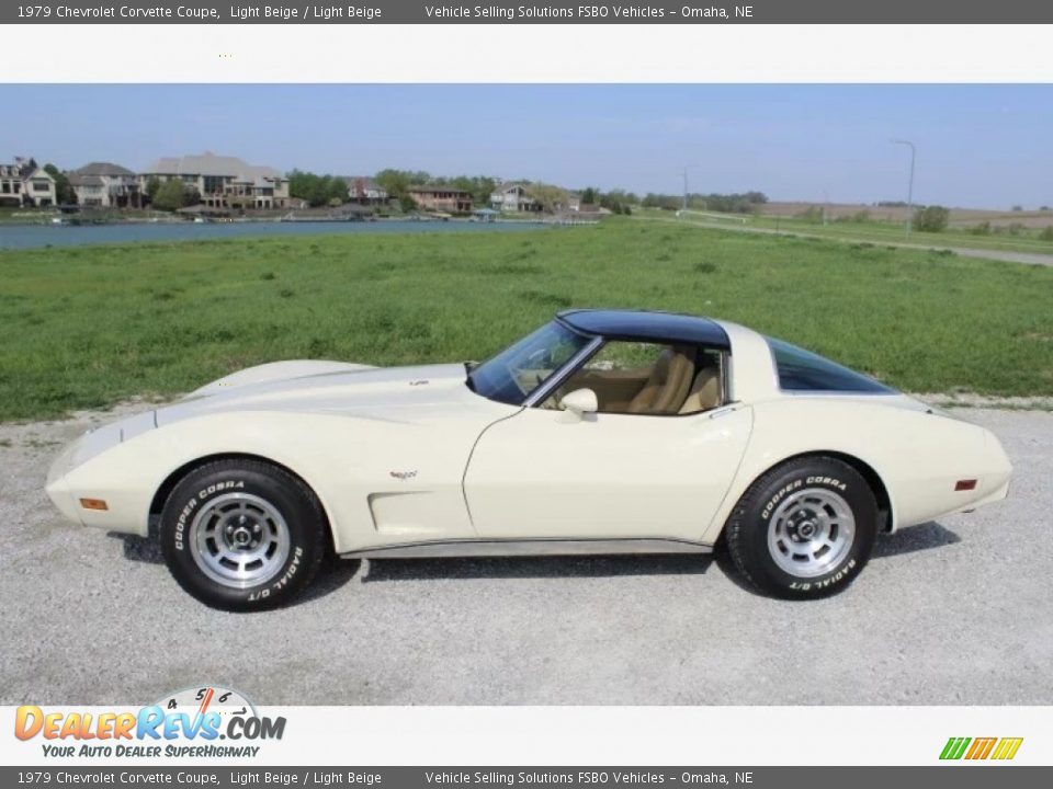 Light Beige 1979 Chevrolet Corvette Coupe Photo #1