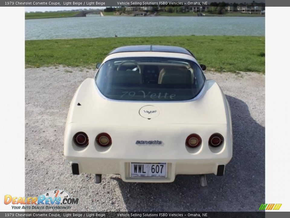 1979 Chevrolet Corvette Coupe Light Beige / Light Beige Photo #9