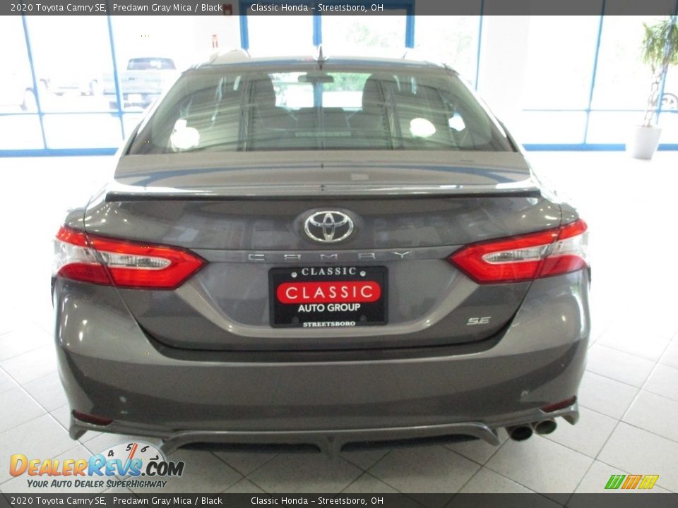 2020 Toyota Camry SE Predawn Gray Mica / Black Photo #8