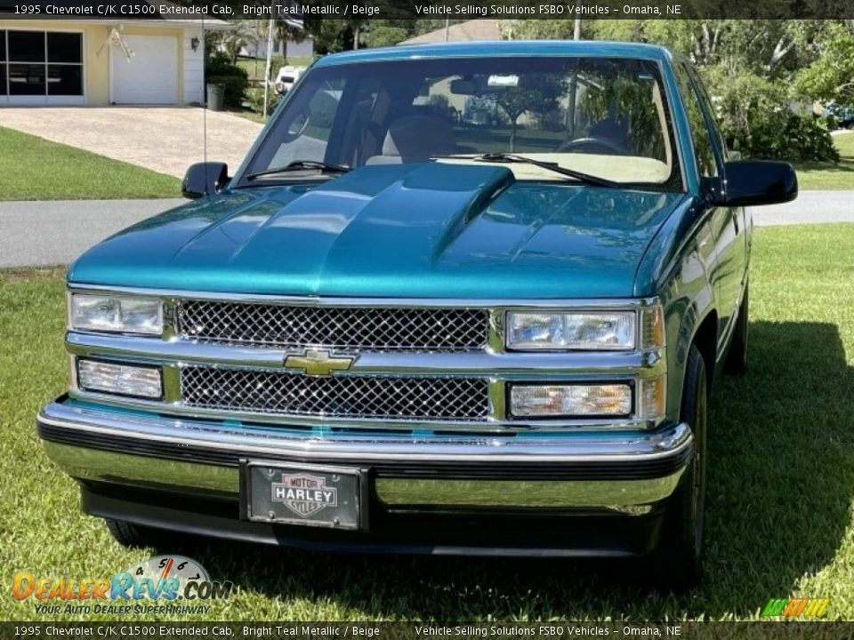 1995 Chevrolet C/K C1500 Extended Cab Bright Teal Metallic / Beige Photo #17