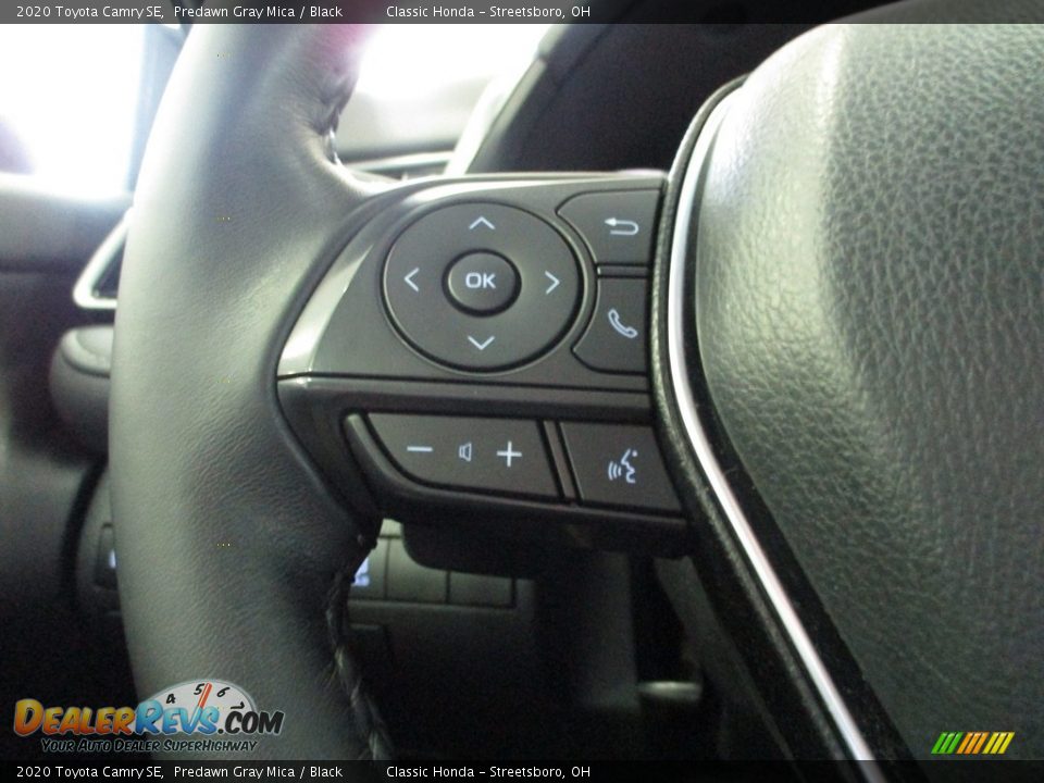 2020 Toyota Camry SE Predawn Gray Mica / Black Photo #30