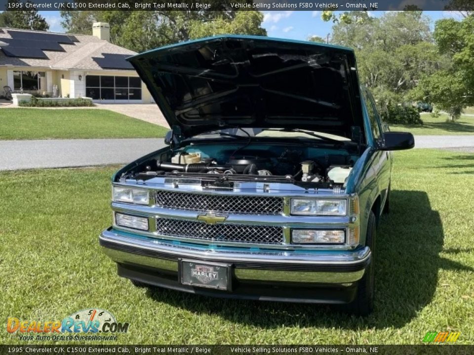 1995 Chevrolet C/K C1500 Extended Cab Bright Teal Metallic / Beige Photo #20