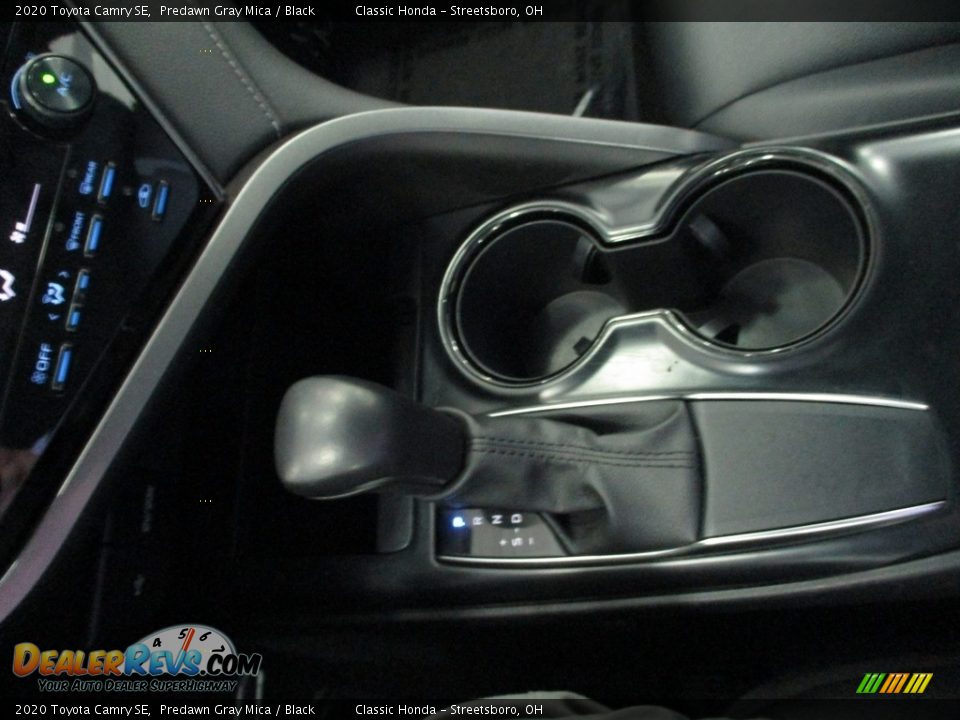 2020 Toyota Camry SE Predawn Gray Mica / Black Photo #33