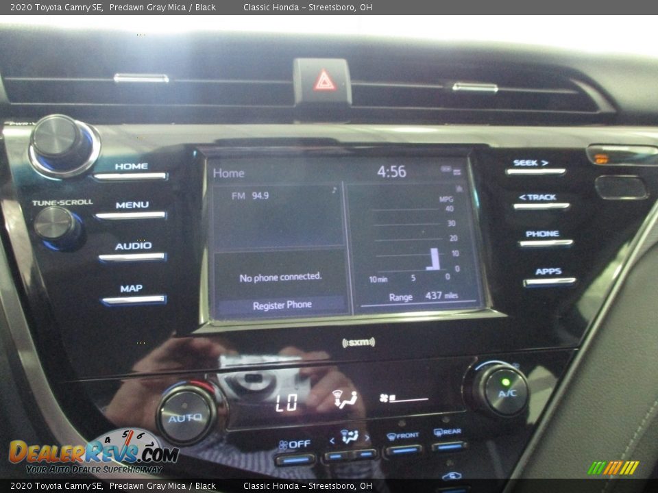 2020 Toyota Camry SE Predawn Gray Mica / Black Photo #35