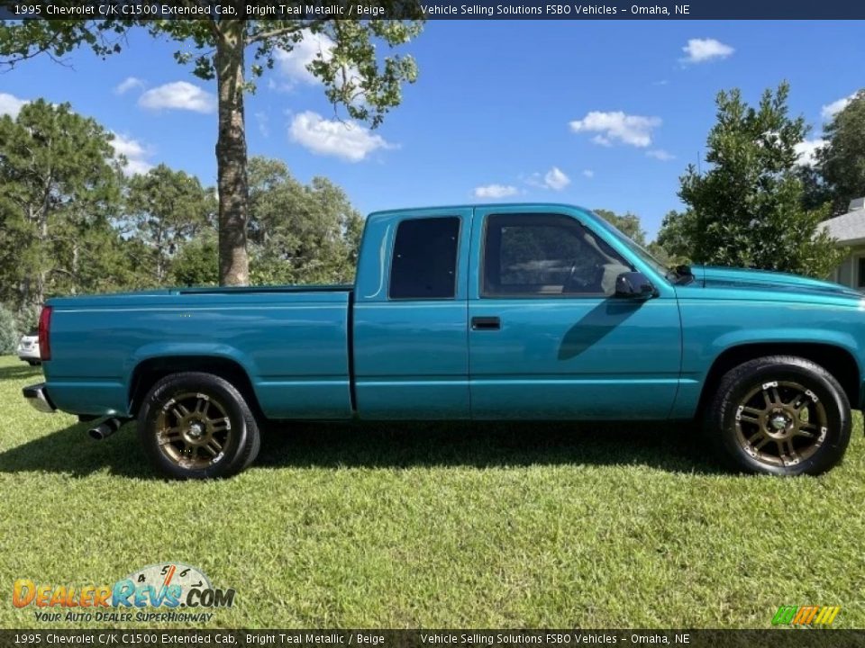 1995 Chevrolet C/K C1500 Extended Cab Bright Teal Metallic / Beige Photo #23