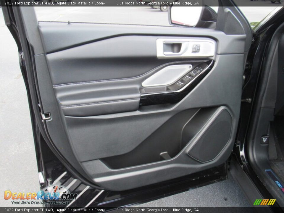 Door Panel of 2022 Ford Explorer ST 4WD Photo #10