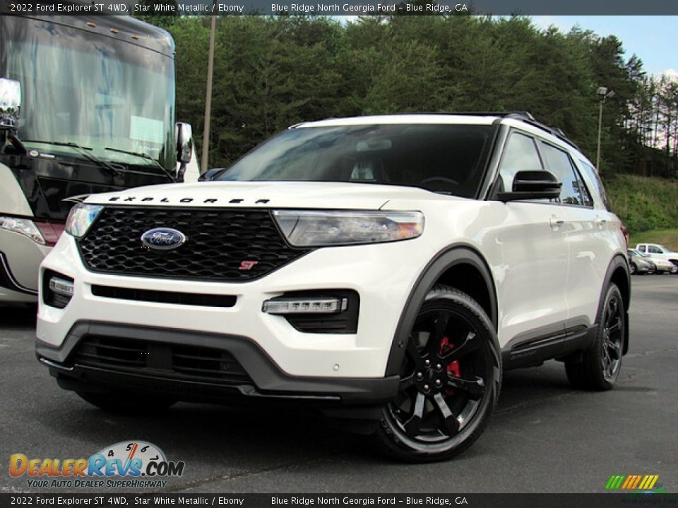 Front 3/4 View of 2022 Ford Explorer ST 4WD Photo #1