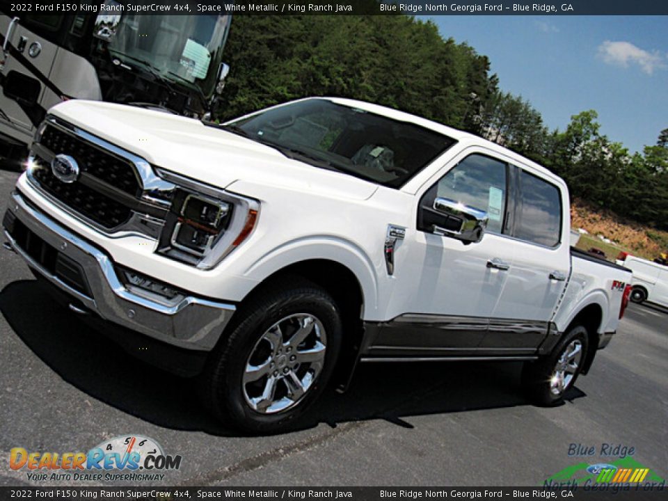 2022 Ford F150 King Ranch SuperCrew 4x4 Space White Metallic / King Ranch Java Photo #28