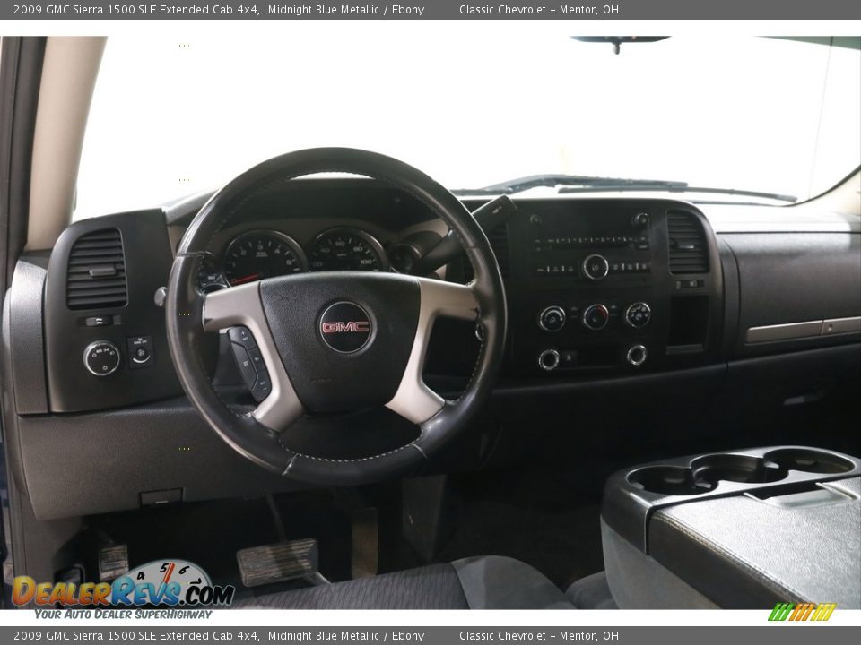 Dashboard of 2009 GMC Sierra 1500 SLE Extended Cab 4x4 Photo #6