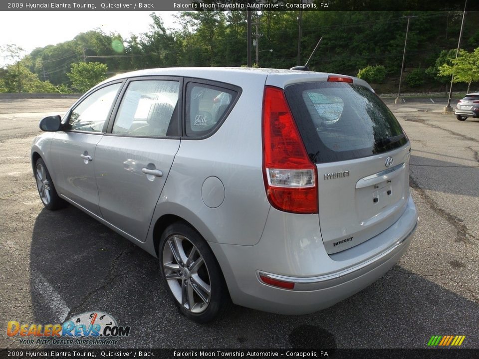 2009 Hyundai Elantra Touring Quicksilver / Black Photo #2