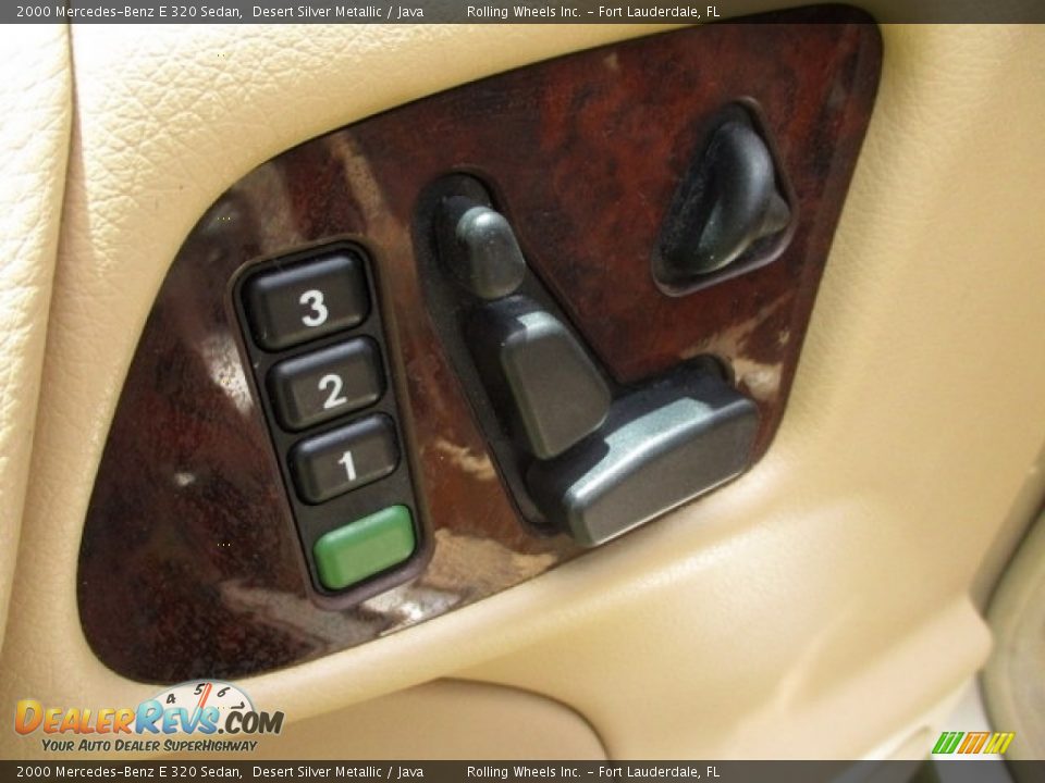 2000 Mercedes-Benz E 320 Sedan Desert Silver Metallic / Java Photo #16