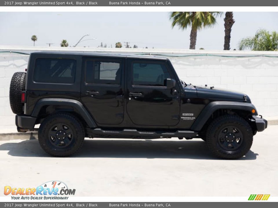 2017 Jeep Wrangler Unlimited Sport 4x4 Black / Black Photo #12