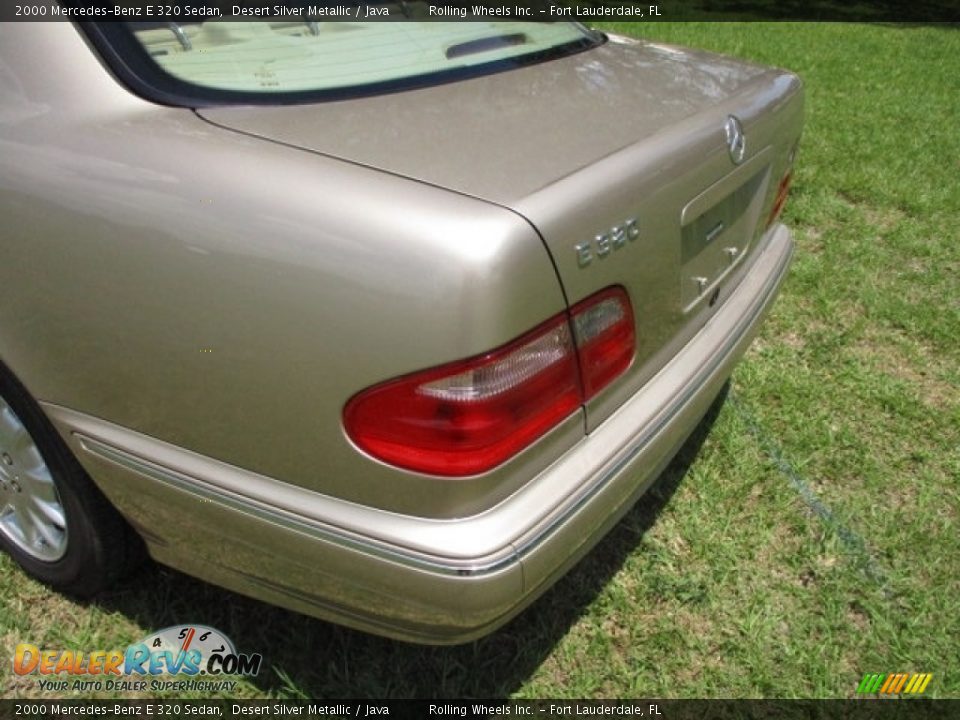 2000 Mercedes-Benz E 320 Sedan Desert Silver Metallic / Java Photo #30