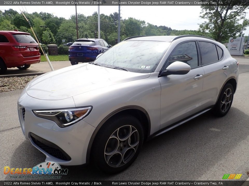 2022 Alfa Romeo Stelvio Ti AWD Moonlight Gray Metallic / Black Photo #7