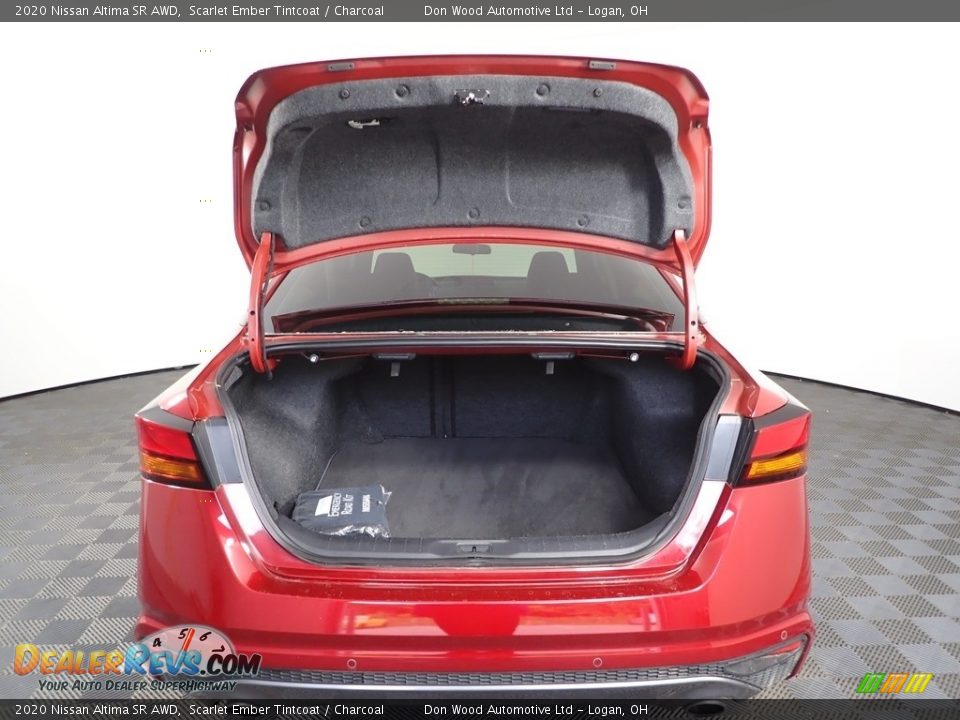 2020 Nissan Altima SR AWD Scarlet Ember Tintcoat / Charcoal Photo #10