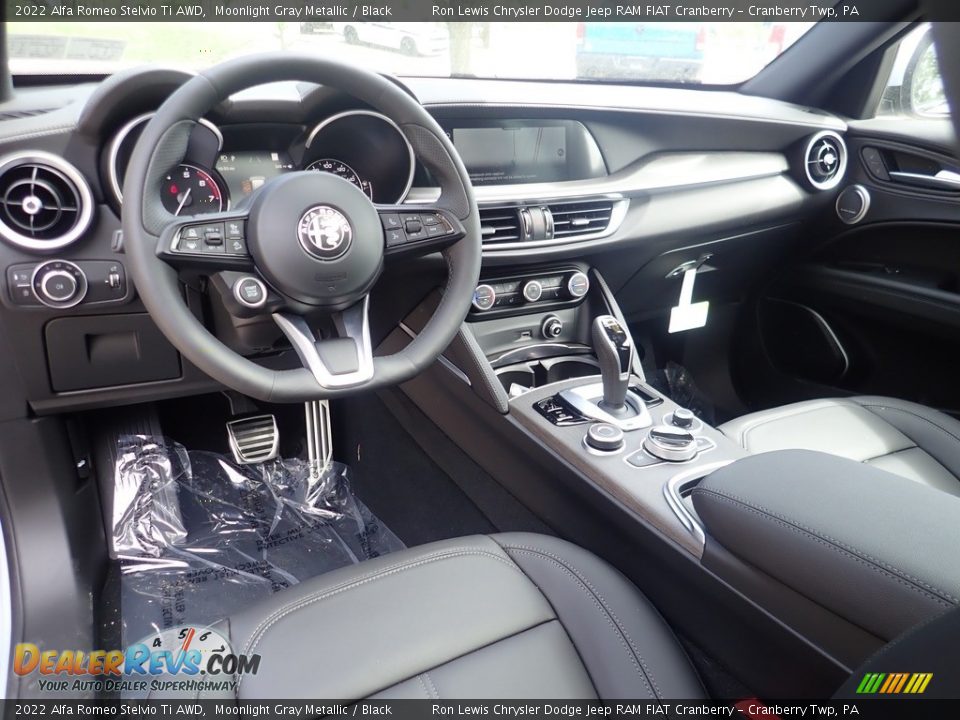 Black Interior - 2022 Alfa Romeo Stelvio Ti AWD Photo #13