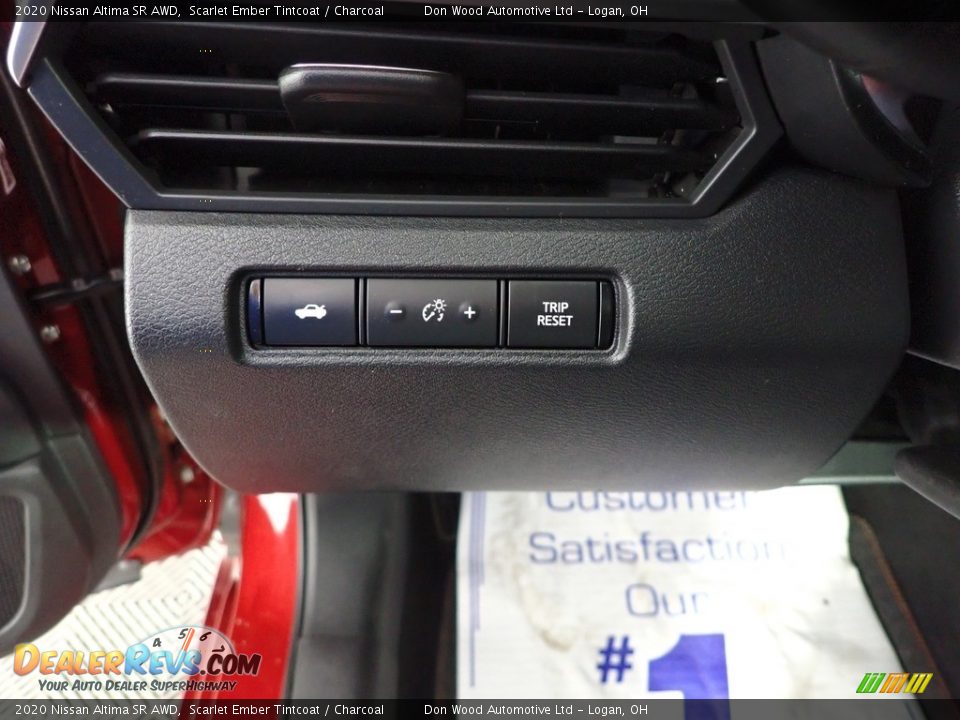 2020 Nissan Altima SR AWD Scarlet Ember Tintcoat / Charcoal Photo #17