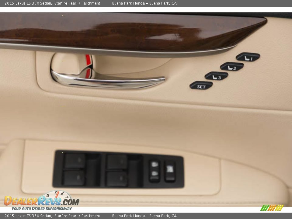 Door Panel of 2015 Lexus ES 350 Sedan Photo #31