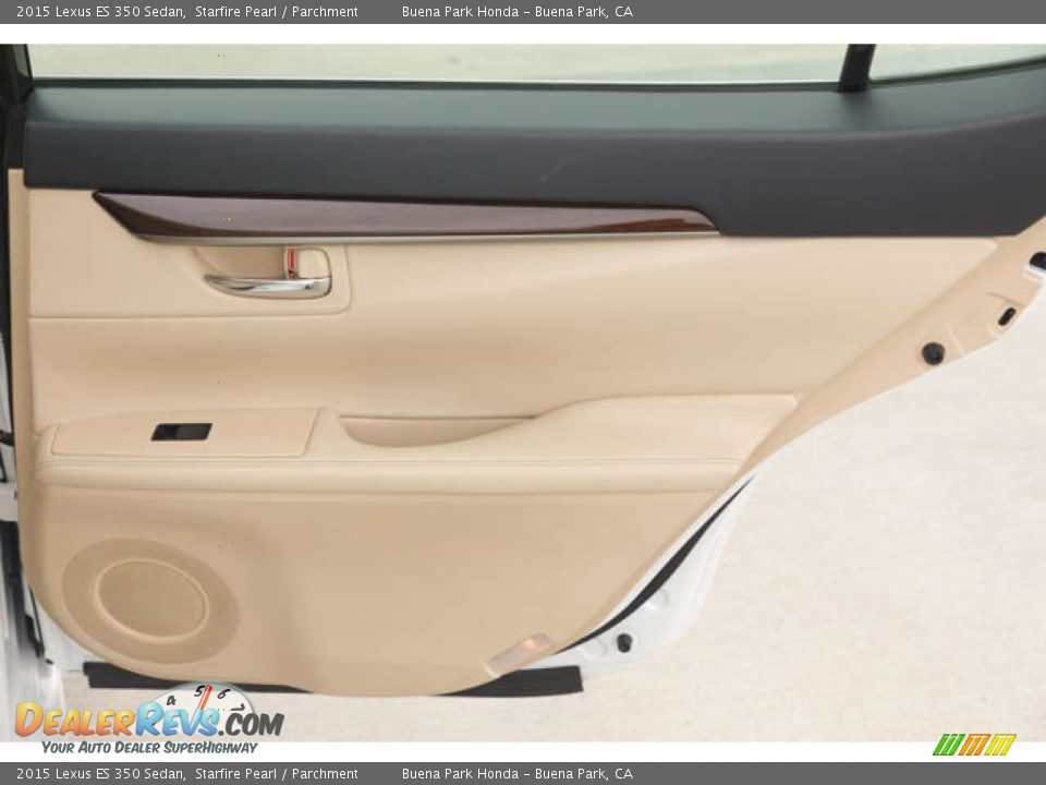 Door Panel of 2015 Lexus ES 350 Sedan Photo #33