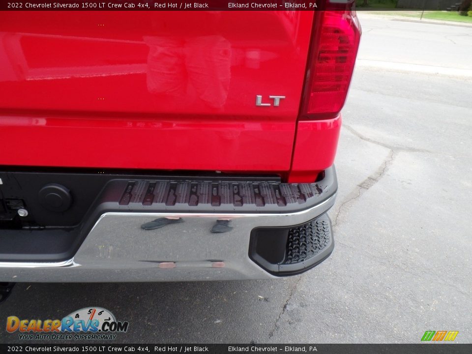 2022 Chevrolet Silverado 1500 LT Crew Cab 4x4 Red Hot / Jet Black Photo #13