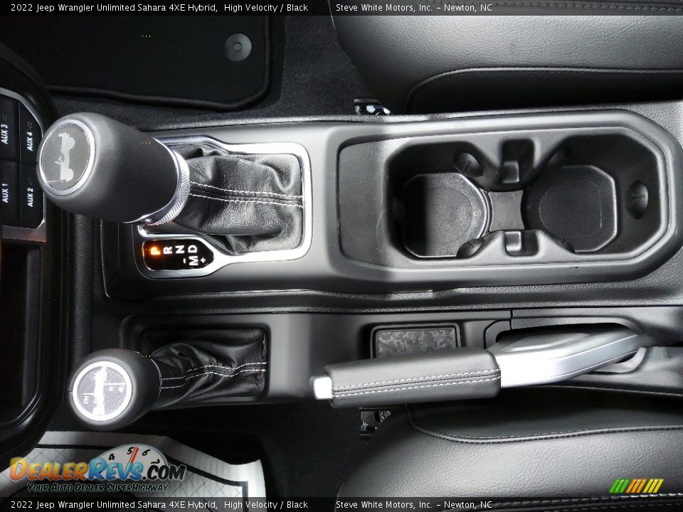 2022 Jeep Wrangler Unlimited Sahara 4XE Hybrid Shifter Photo #35