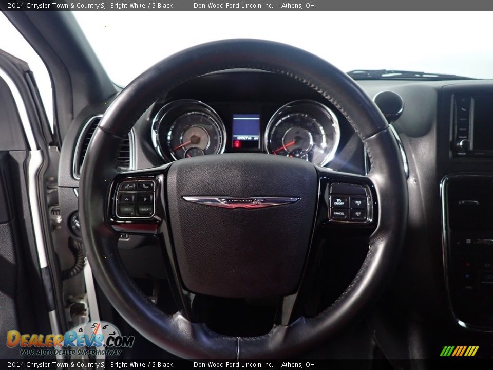 2014 Chrysler Town & Country S Bright White / S Black Photo #29