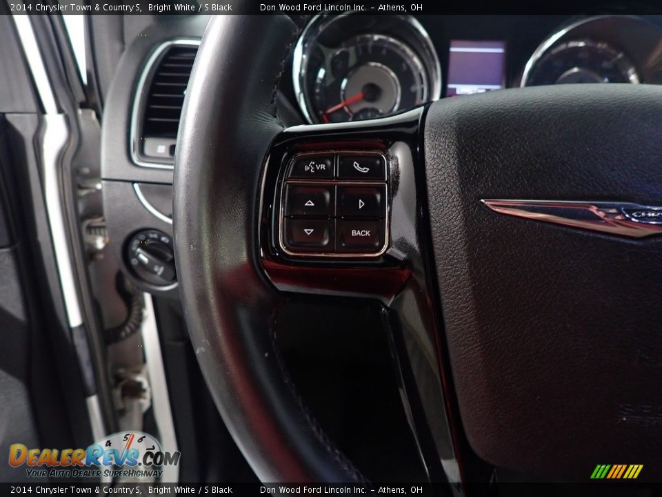 2014 Chrysler Town & Country S Bright White / S Black Photo #31