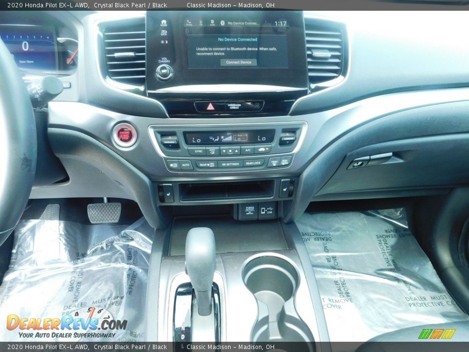 2020 Honda Pilot EX-L AWD Crystal Black Pearl / Black Photo #11