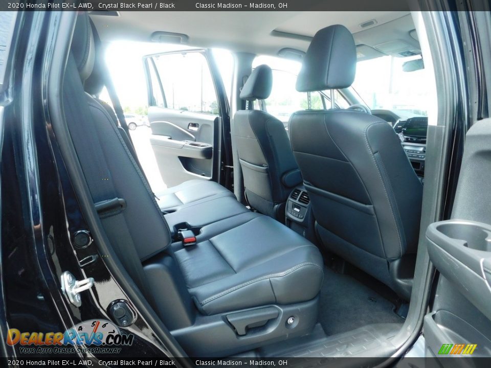 2020 Honda Pilot EX-L AWD Crystal Black Pearl / Black Photo #15