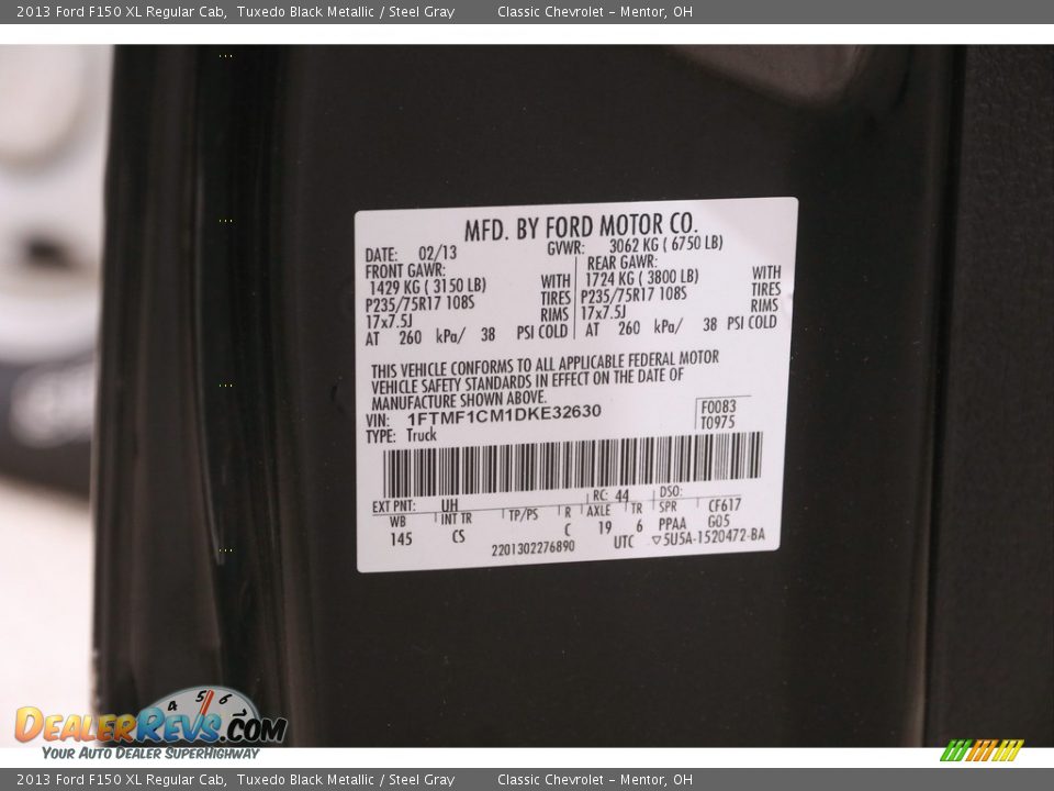 2013 Ford F150 XL Regular Cab Tuxedo Black Metallic / Steel Gray Photo #18