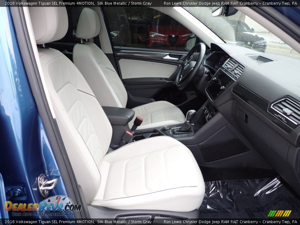 Front Seat of 2018 Volkswagen Tiguan SEL Premium 4MOTION Photo #12