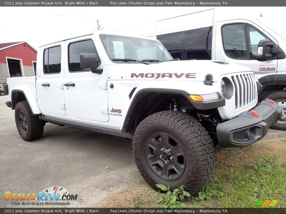 2021 Jeep Gladiator Mojave 4x4 Bright White / Black Photo #4