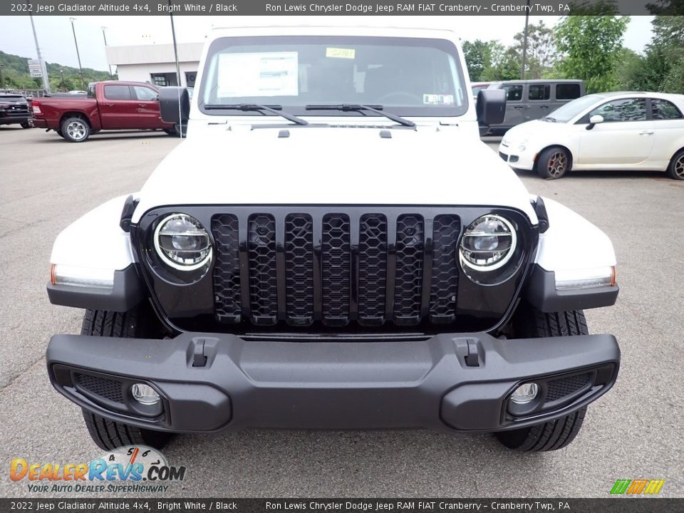 2022 Jeep Gladiator Altitude 4x4 Bright White / Black Photo #8