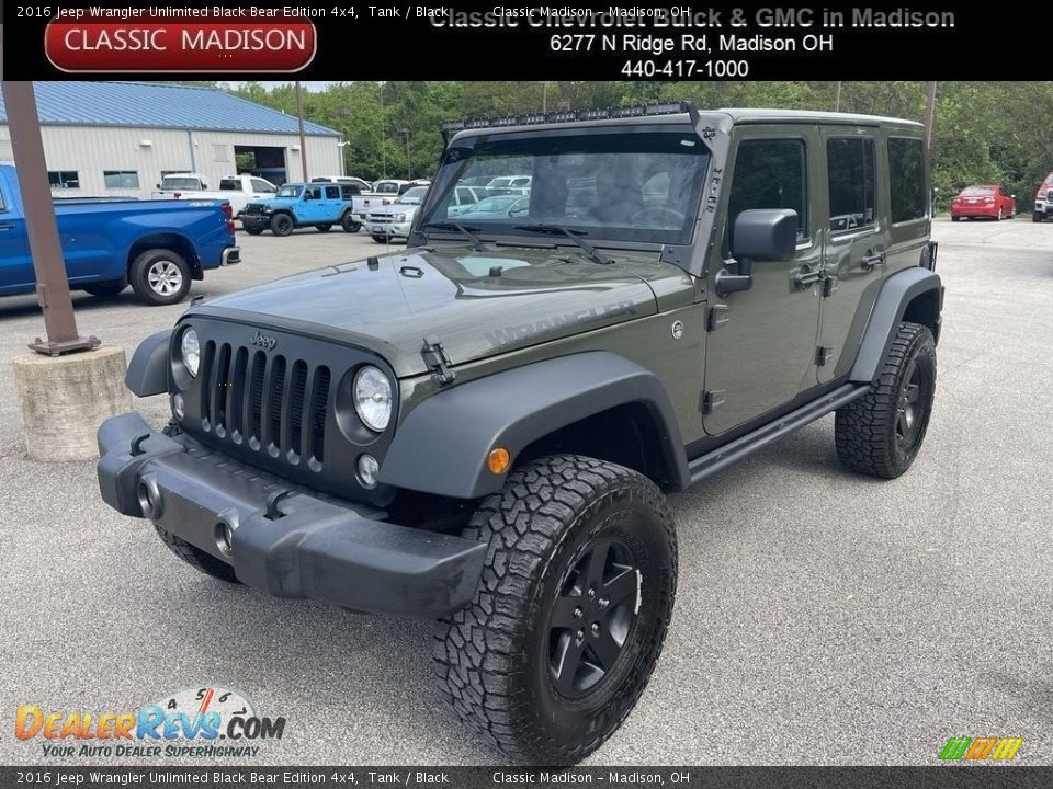 2016 Jeep Wrangler Unlimited Black Bear Edition 4x4 Tank / Black Photo #1