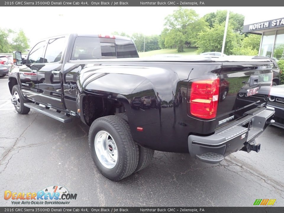 2016 GMC Sierra 3500HD Denali Crew Cab 4x4 Onyx Black / Jet Black Photo #3