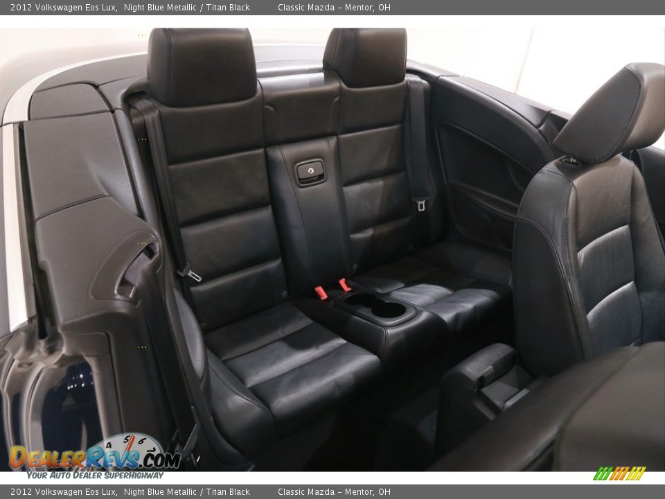 2012 Volkswagen Eos Lux Night Blue Metallic / Titan Black Photo #16