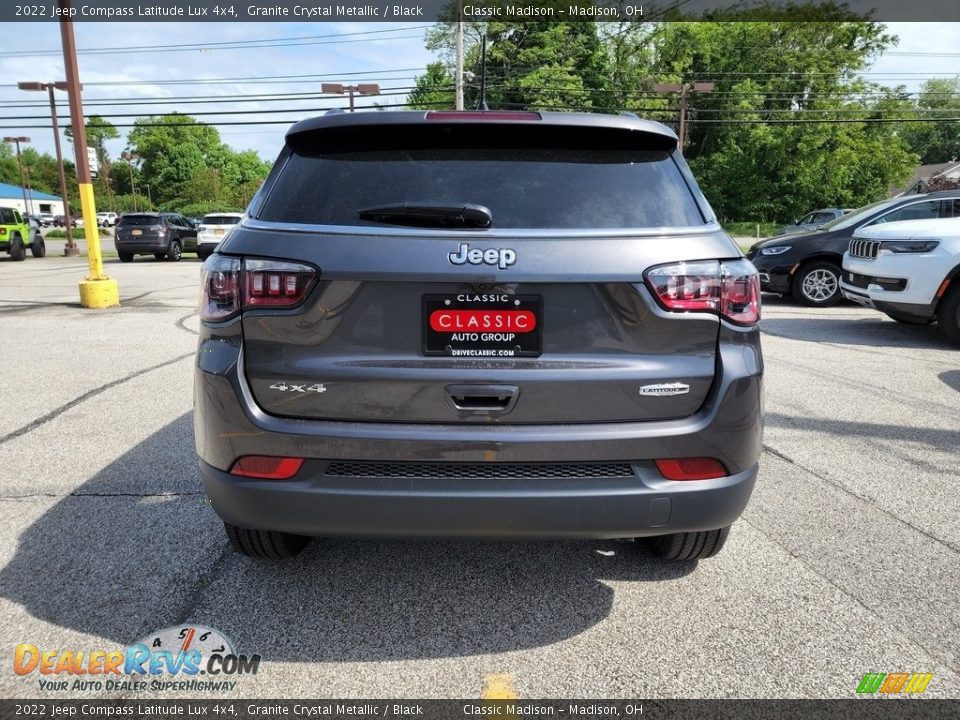 2022 Jeep Compass Latitude Lux 4x4 Granite Crystal Metallic / Black Photo #10