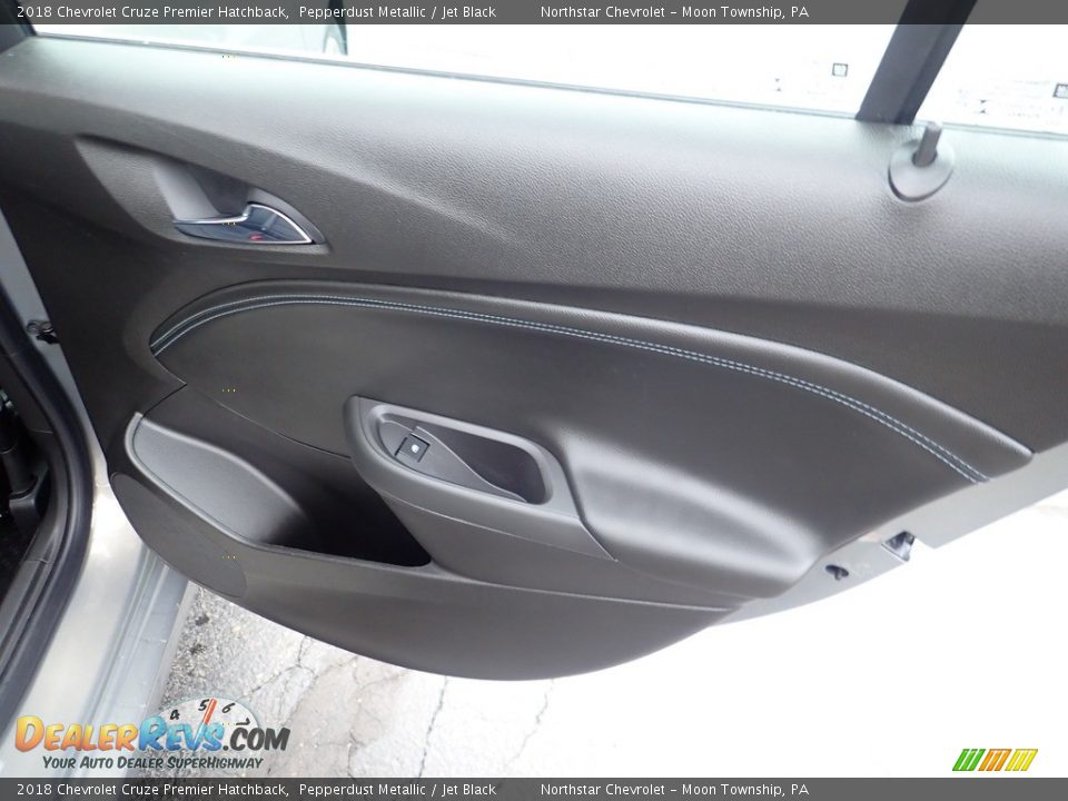 Door Panel of 2018 Chevrolet Cruze Premier Hatchback Photo #19