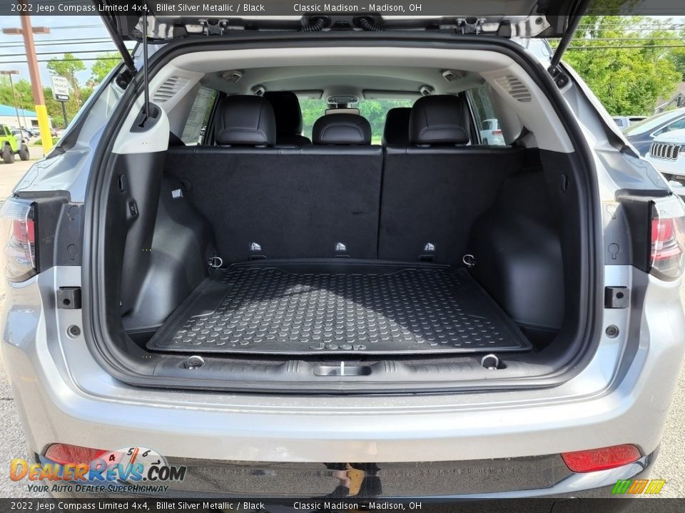 2022 Jeep Compass Limited 4x4 Trunk Photo #11