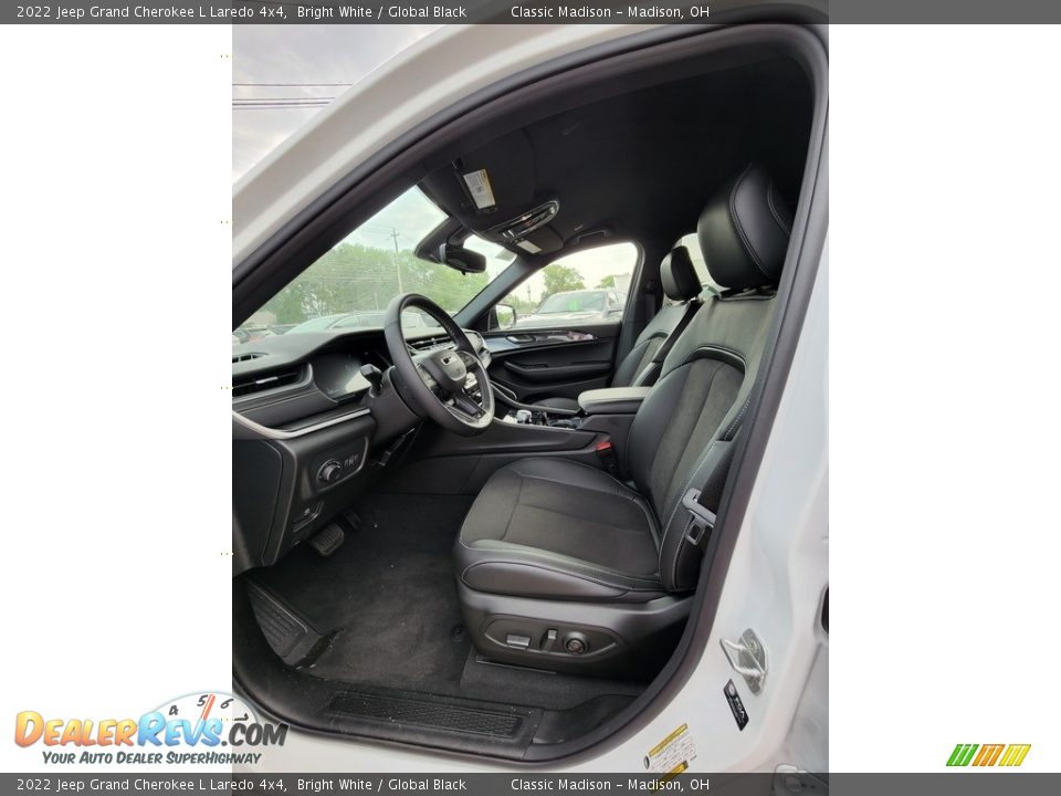 2022 Jeep Grand Cherokee L Laredo 4x4 Bright White / Global Black Photo #2