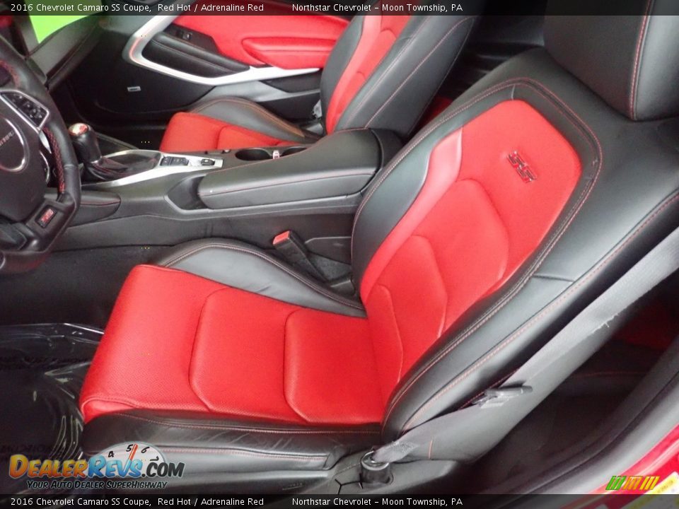 Front Seat of 2016 Chevrolet Camaro SS Coupe Photo #21