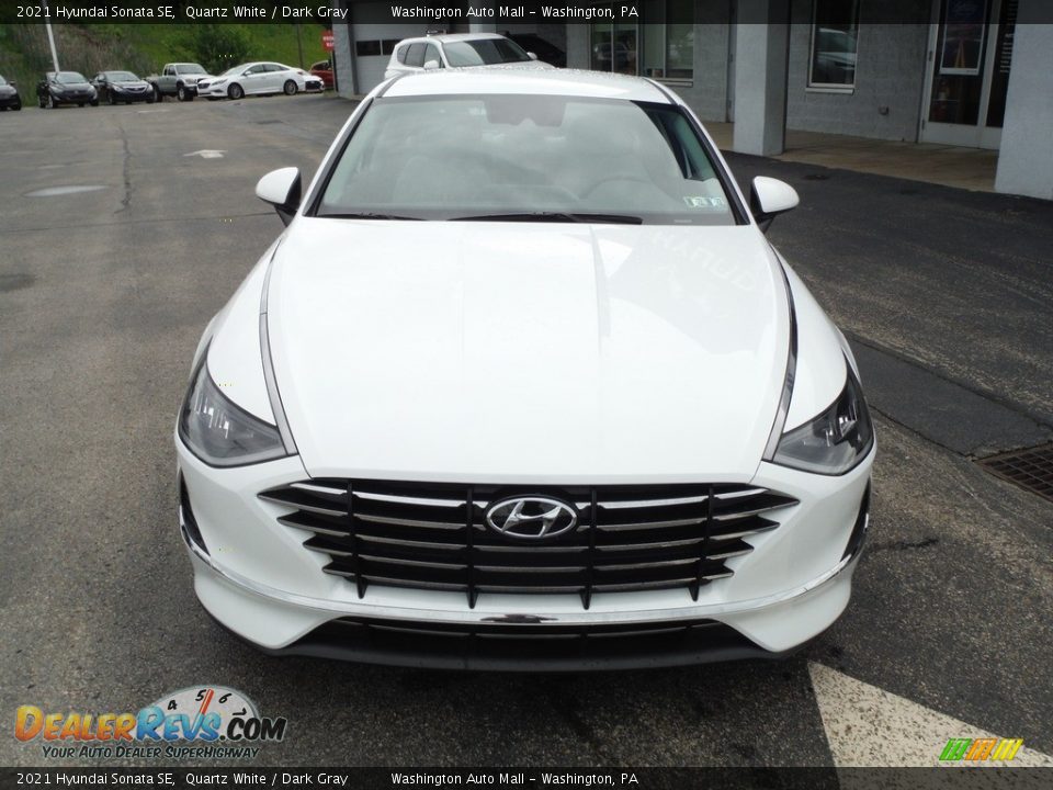 2021 Hyundai Sonata SE Quartz White / Dark Gray Photo #4